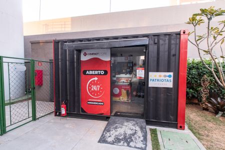 Apartamento à venda com 35m², 2 quartos e sem vagaÁrea comum