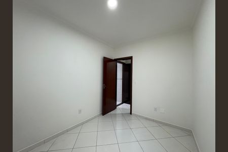 Apartamento à venda com 80m², 3 quartos e 2 vagasQuarto 2