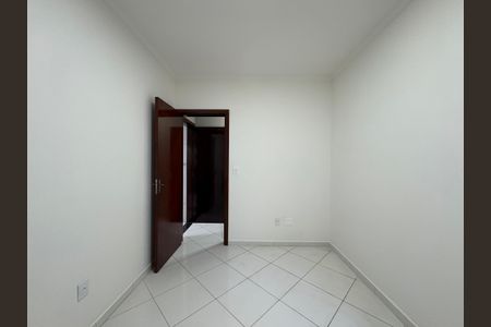 Apartamento à venda com 80m², 3 quartos e 2 vagasQuarto 2
