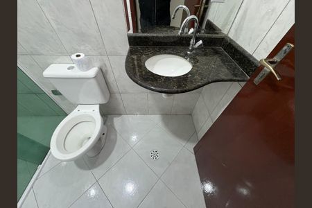 Apartamento à venda com 80m², 3 quartos e 2 vagasBanheiro Social