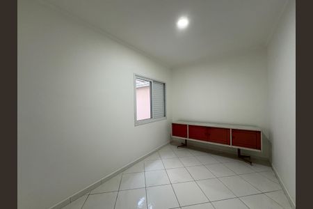 Apartamento à venda com 80m², 3 quartos e 2 vagasQuarto 2