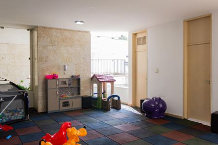Apartamento para alugar com 135m², 4 quartos e 1 vaga Apartamento para alugar com 135m², 4 quartos e 1 vagaBrinquedoteca