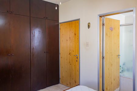 Apartamento para alugar com 135m², 4 quartos e 1 vaga Apartamento para alugar com 135m², 4 quartos e 1 vagaSuíte