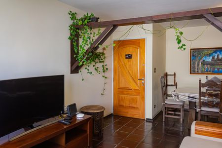 Apartamento para alugar com 135m², 4 quartos e 1 vagaSala