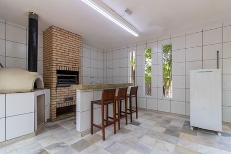 Apartamento à venda com 43m², 2 quartos e 1 vaga Apartamento à venda com 43m², 2 quartos e 1 vagaÁrea comum - Churrasqueira