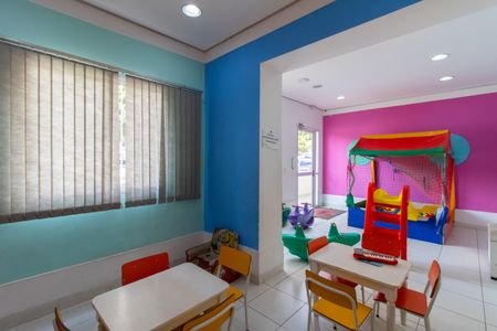 Apartamento à venda com 43m², 2 quartos e 1 vaga Apartamento à venda com 43m², 2 quartos e 1 vagaÁrea comum - Brinquedoteca