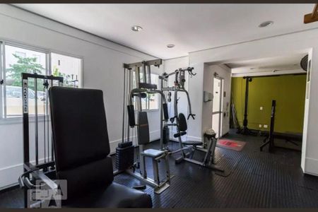 Apartamento à venda com 43m², 2 quartos e 1 vaga Apartamento à venda com 43m², 2 quartos e 1 vagaÁrea comum - Academia