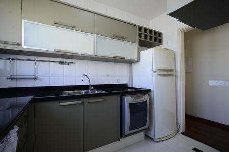 Apartamento à venda com 58m², 2 quartos e 1 vagaCozinha