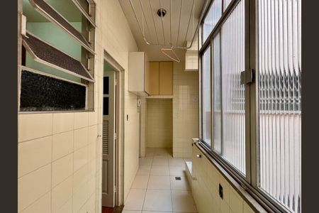 Apartamento à venda com 90m², 2 quartos e 1 vaga Apartamento à venda com 90m², 2 quartos e 1 vagaÁrea de serviço