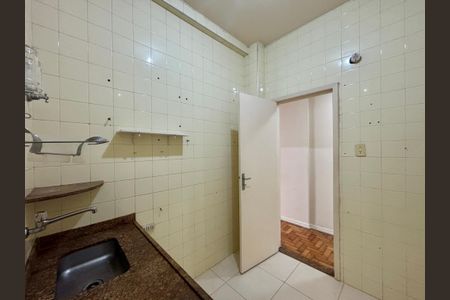 Apartamento à venda com 90m², 2 quartos e 1 vaga Apartamento à venda com 90m², 2 quartos e 1 vagaCozinha