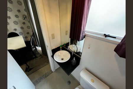 Casa à venda com 223m², 3 quartos e 3 vagas Casa à venda com 223m², 3 quartos e 3 vagasLavabo
