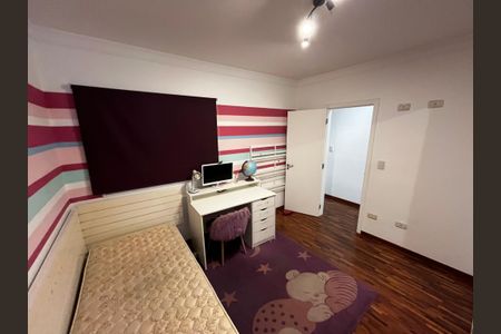 Casa à venda com 223m², 3 quartos e 3 vagas Casa à venda com 223m², 3 quartos e 3 vagas Suíte 2