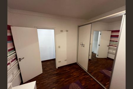 Casa à venda com 223m², 3 quartos e 3 vagas Casa à venda com 223m², 3 quartos e 3 vagas Suíte 2
