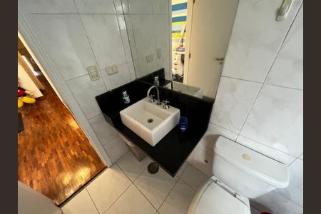 Casa à venda com 223m², 3 quartos e 3 vagas Casa à venda com 223m², 3 quartos e 3 vagasBanheiro da Suíte 3