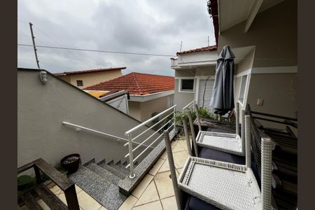 Casa à venda com 223m², 3 quartos e 3 vagas Casa à venda com 223m², 3 quartos e 3 vagasÁrea comum - Churrasqueira