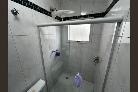 Casa à venda com 223m², 3 quartos e 3 vagas Casa à venda com 223m², 3 quartos e 3 vagasBanheiro da Suíte 2