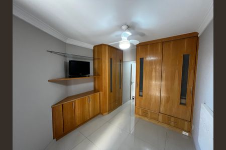 Apartamento à venda com 80m², 3 quartos e 2 vagasSuíte