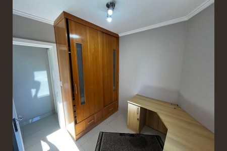 Apartamento à venda com 80m², 3 quartos e 2 vagasQuarto 2