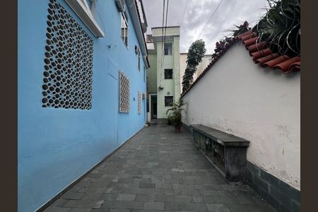 Apartamento à venda com 65m², 2 quartos e sem vaga Apartamento à venda com 65m², 2 quartos e sem vagaEntrada