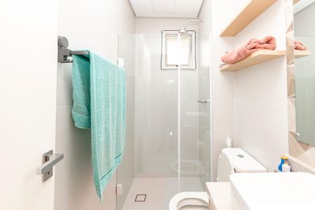 Apartamento à venda com 84m², 3 quartos e 2 vagas Apartamento à venda com 84m², 3 quartos e 2 vagasBanheiro Social