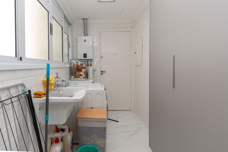 Apartamento à venda com 84m², 3 quartos e 2 vagas Apartamento à venda com 84m², 3 quartos e 2 vagasÁrea de Serviço