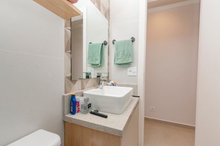 Apartamento à venda com 84m², 3 quartos e 2 vagas Apartamento à venda com 84m², 3 quartos e 2 vagasBanheiro Social