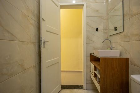 Casa à venda com 92m², 4 quartos e sem vagaBanheiro