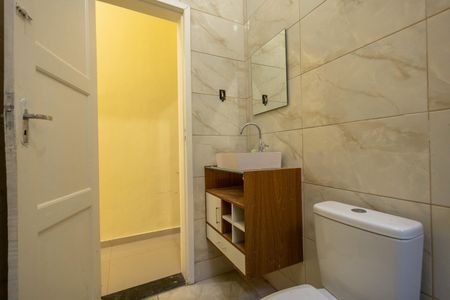 Casa à venda com 92m², 4 quartos e sem vagaBanheiro