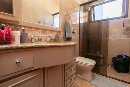 Apartamento à venda com 138m², 3 quartos e 1 vaga Apartamento à venda com 138m², 3 quartos e 1 vagaBanheiro 1