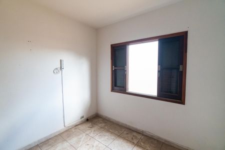 Casa à venda com 300m², 3 quartos e 2 vagas Casa à venda com 300m², 3 quartos e 2 vagasQuarto 1