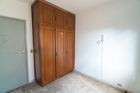 Casa à venda com 300m², 3 quartos e 2 vagas Casa à venda com 300m², 3 quartos e 2 vagasQuarto 1