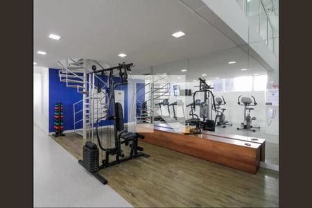 Apartamento à venda com 72m², 2 quartos e 2 vagas Apartamento à venda com 72m², 2 quartos e 2 vagasÁrea comum - Academia