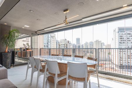 Varanda de apartamento à venda com 2 quartos, 149m² em Moema, São Paulo