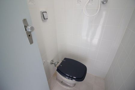 Apartamento à venda com 79m², 3 quartos e 2 vagasBanheiro de Serviço