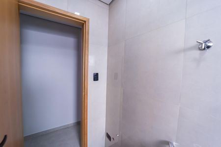 Casa à venda com 150m², 3 quartos e 2 vagas Casa à venda com 150m², 3 quartos e 2 vagasBanheiro 2