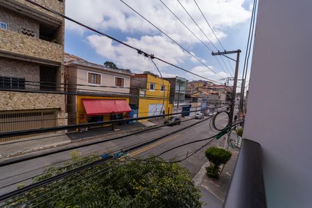 Casa à venda com 150m², 3 quartos e 2 vagas Casa à venda com 150m², 3 quartos e 2 vagasVaranda