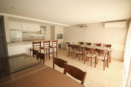 Apartamento à venda com 60m², 2 quartos e 1 vagaÁrea comum - Salão de festas