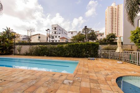 Apartamento para alugar com 50m², 2 quartos e 1 vaga Apartamento para alugar com 50m², 2 quartos e 1 vagaÁrea comum - Piscina