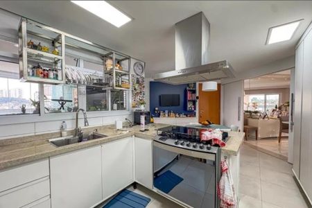 Apartamento à venda com 212m², 3 quartos e 4 vagas