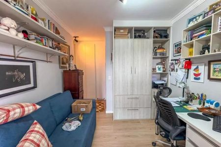 Apartamento à venda com 212m², 3 quartos e 4 vagas
