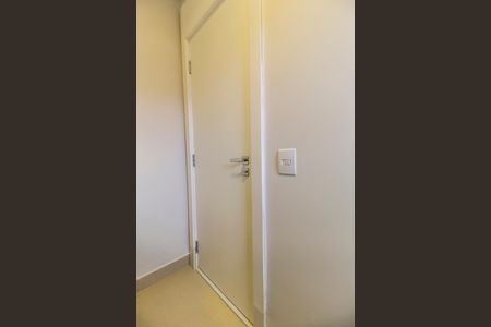 Casa à venda com 557m², 4 quartos e 8 vagas Casa à venda com 557m², 4 quartos e 8 vagasBanheiro da Suíte 2