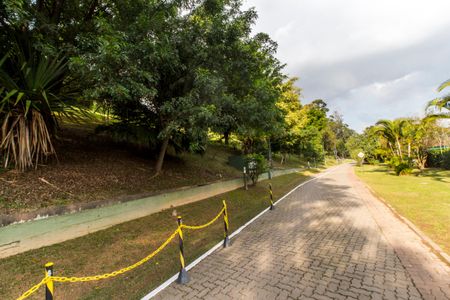 Casa à venda com 557m², 4 quartos e 8 vagas Casa à venda com 557m², 4 quartos e 8 vagasÁrea comum