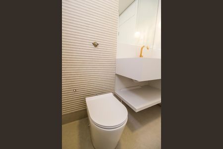 Casa à venda com 557m², 4 quartos e 8 vagas Casa à venda com 557m², 4 quartos e 8 vagasLavabo