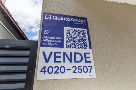 Casa à venda com 557m², 4 quartos e 8 vagas Casa à venda com 557m², 4 quartos e 8 vagasPlaca