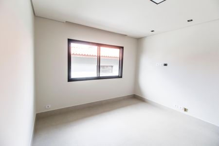 Casa à venda com 557m², 4 quartos e 8 vagas Casa à venda com 557m², 4 quartos e 8 vagasSala