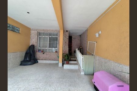 Casa à venda com 140m², 4 quartos e 2 vagas