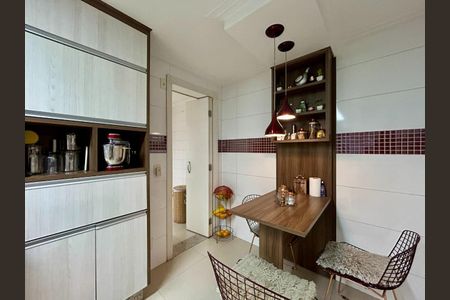Apartamento à venda com 137m², 3 quartos e 2 vagas