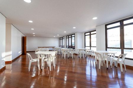 Apartamento à venda com 144m², 2 quartos e 2 vagas