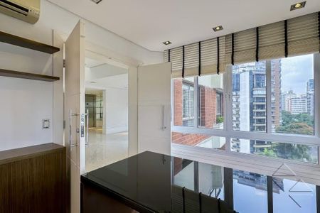 Apartamento à venda com 3 quartos, 400m² em Indianópolis, São Paulo
