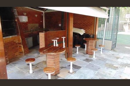Apartamento à venda com 134m², 4 quartos e 1 vaga
